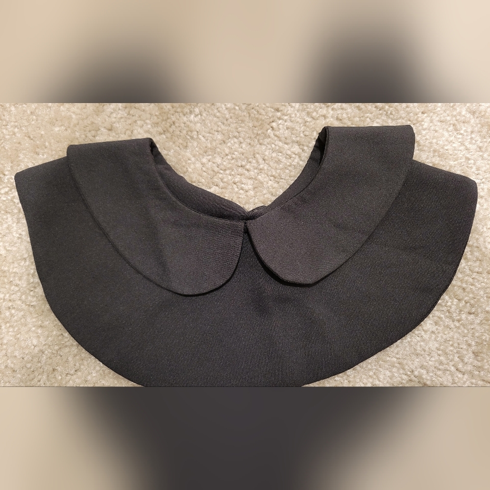 Black Peter Pan Collar Accessory